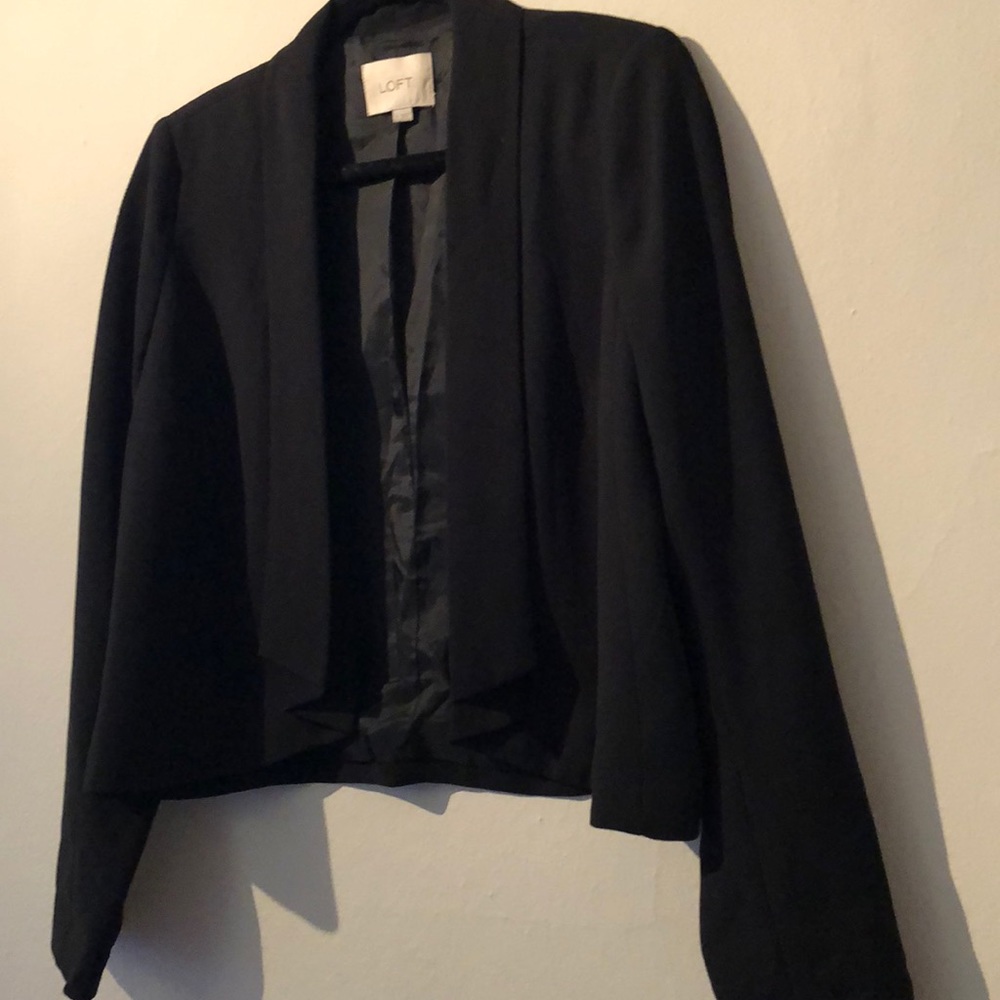 LOFT short black blazer